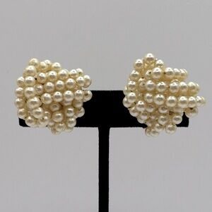 VINTAGE Pearl Knot Clip-On Earrings